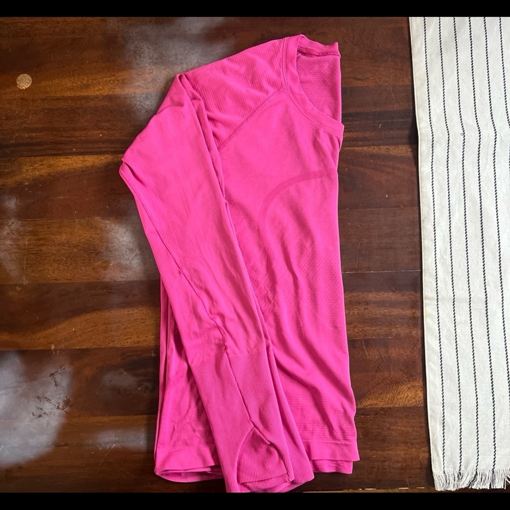 Pink lululemon long sleeve swiftly tech size 14
